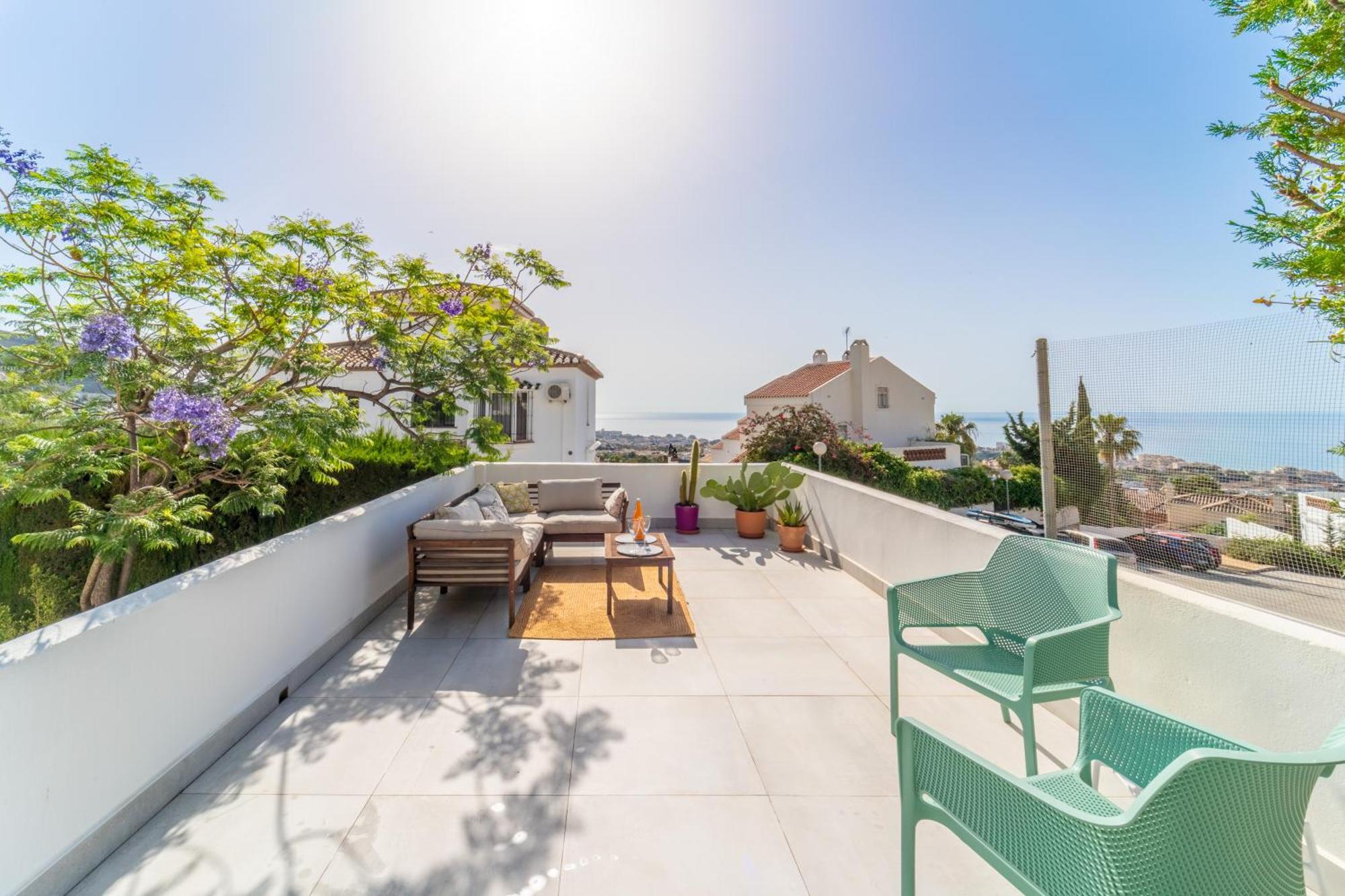 A Terrace With Sea View, 2 Bedrooms In Apartamento
